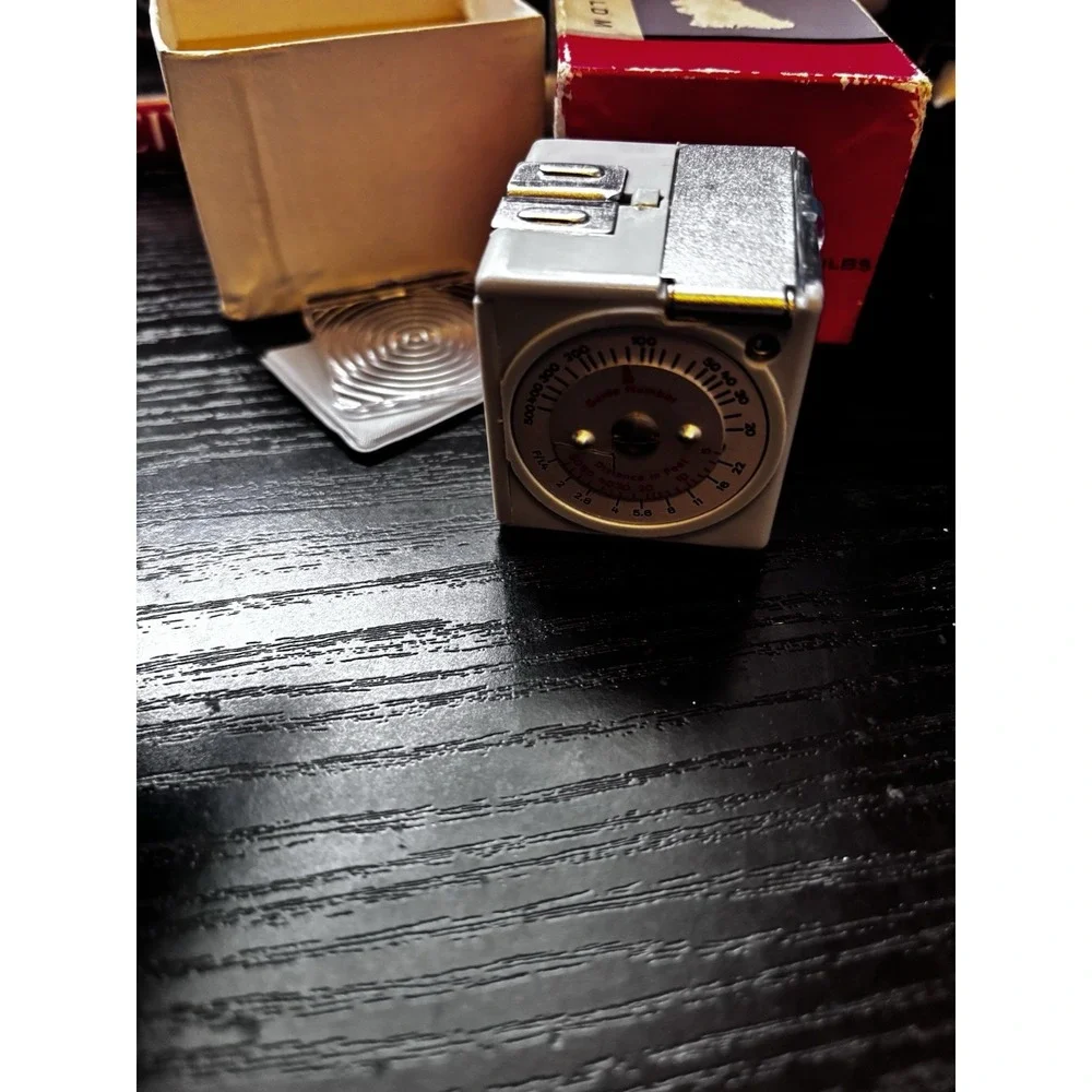 Kobold M‎ Flashgun for AG Bulbs Made In Germany In Original Box Vintage Rare
